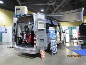 車の展示